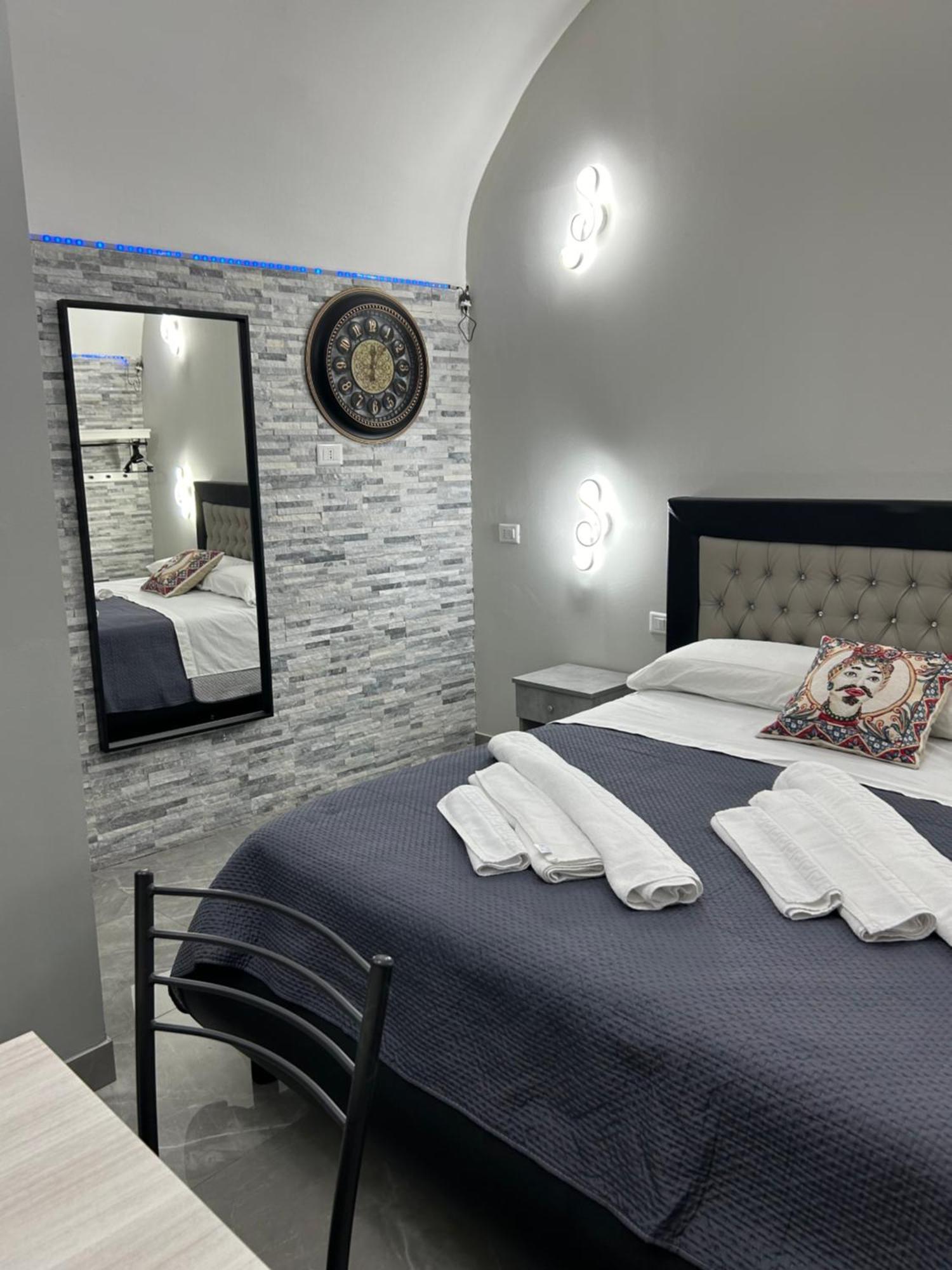 Fanale House Apartment Катания Екстериор снимка