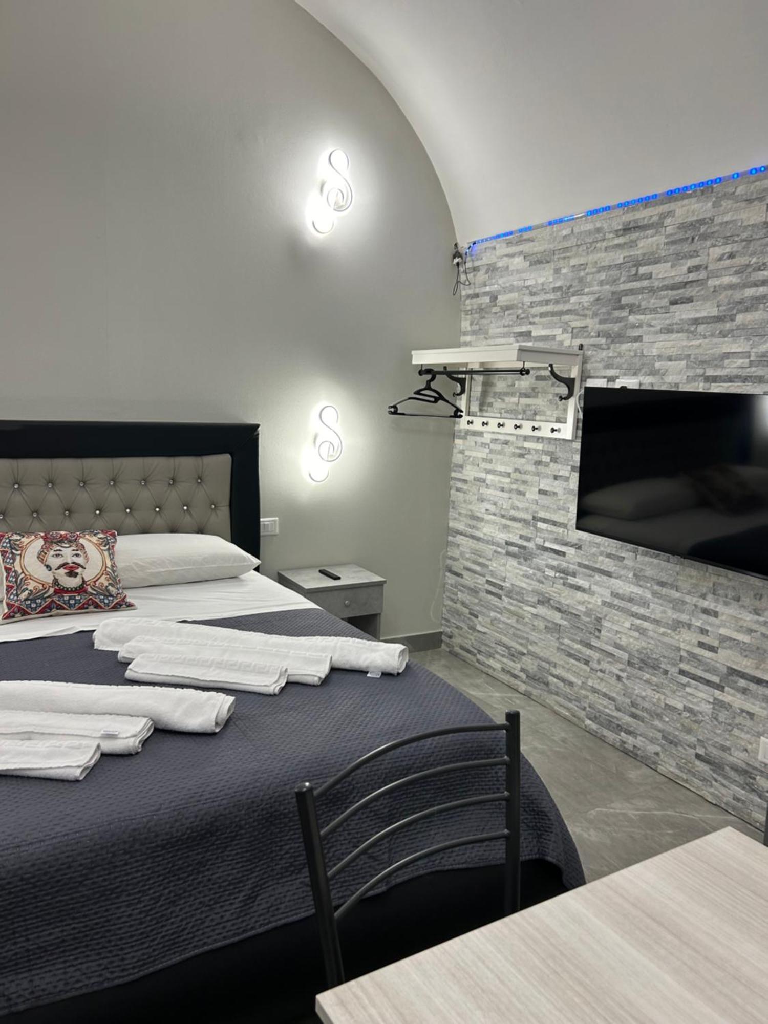 Fanale House Apartment Катания Екстериор снимка