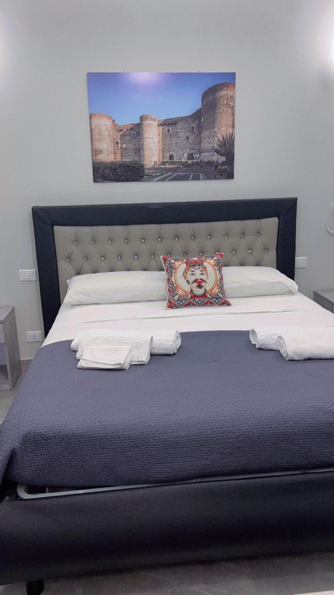 Fanale House Apartment Катания Екстериор снимка