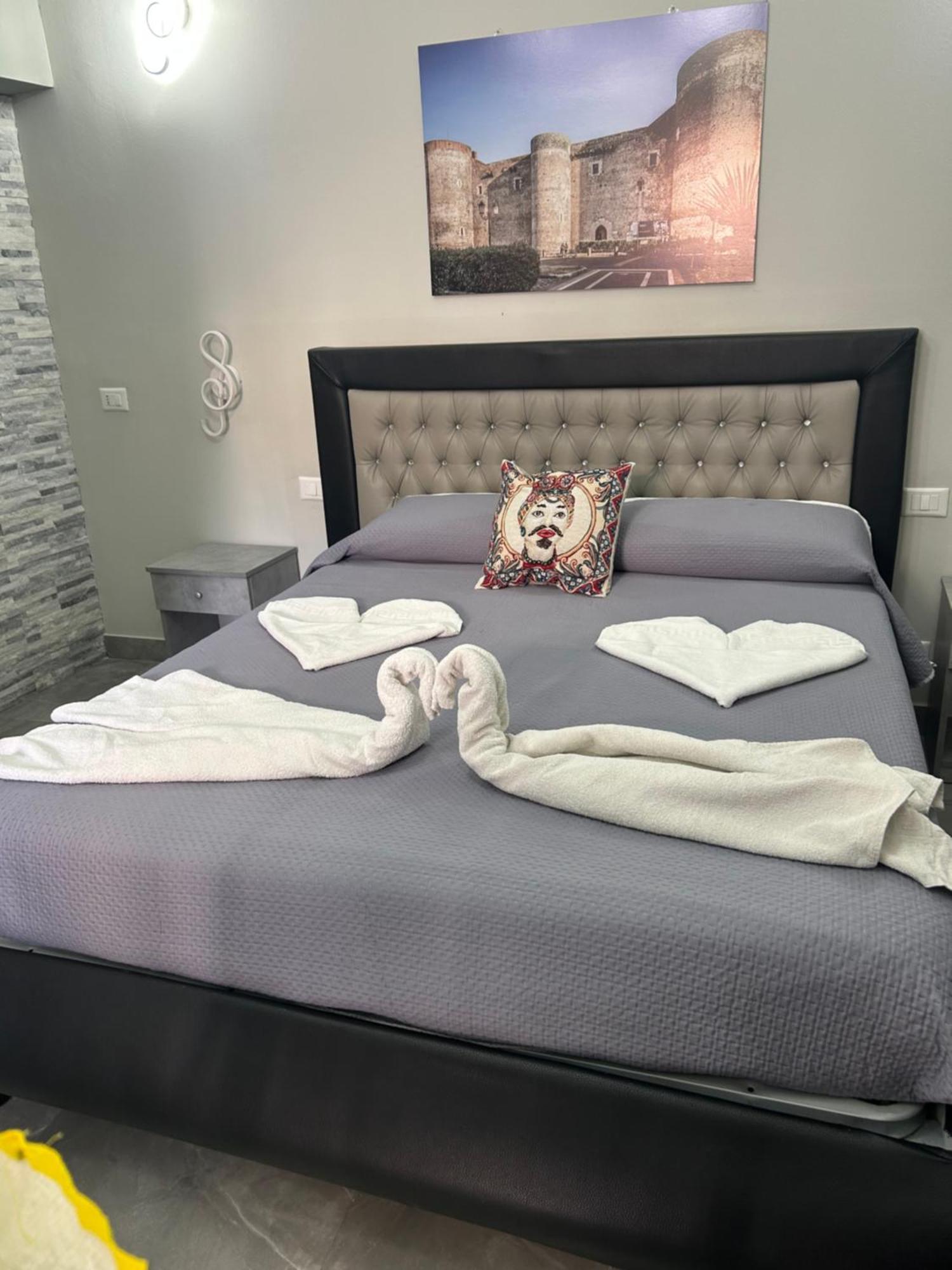 Fanale House Apartment Катания Екстериор снимка